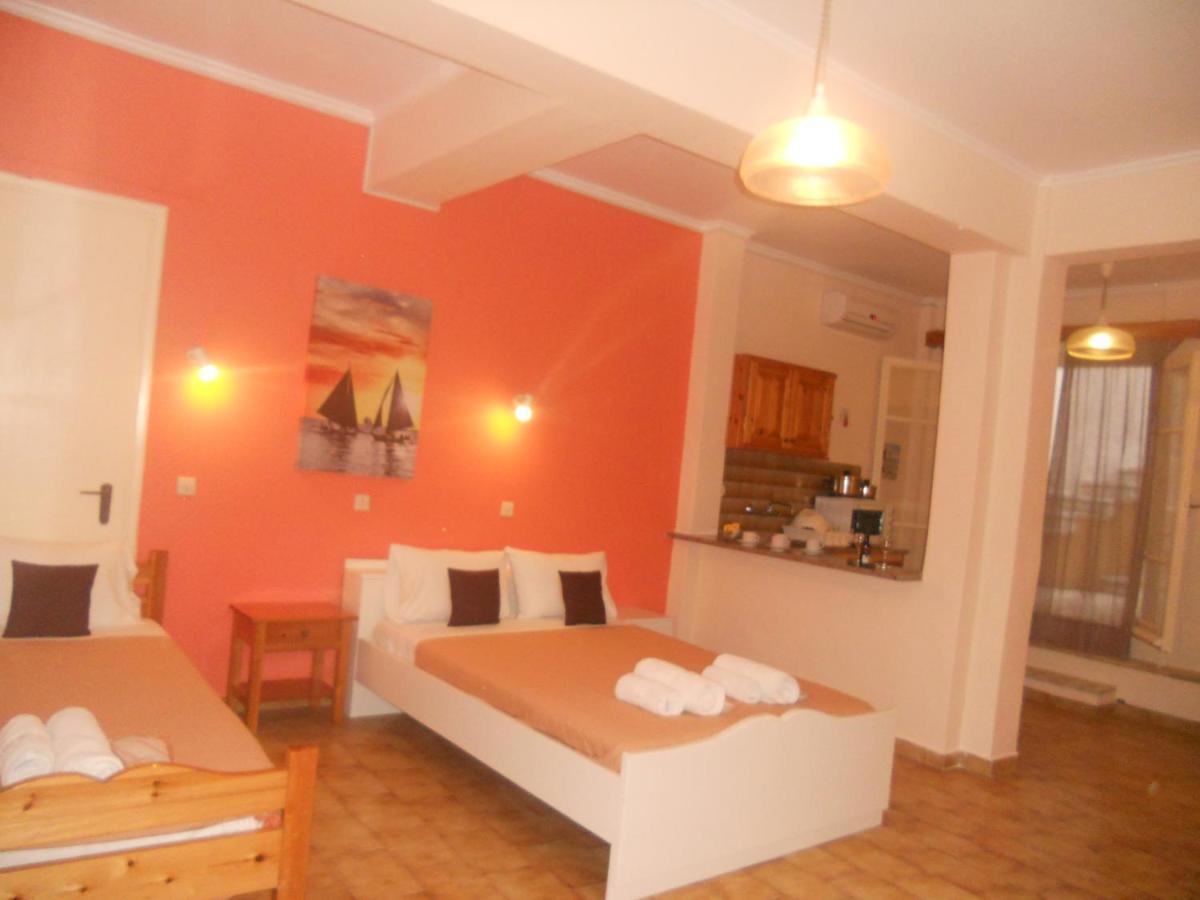 Elli Marina Studios And Apartments Benitses  Exterior foto