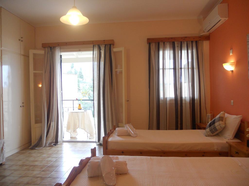 Elli Marina Studios And Apartments Benitses  Habitación foto